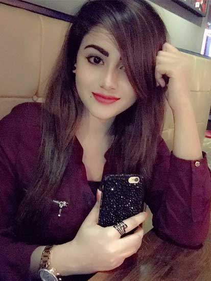 Navi Mumbai Call Girl Ruchi Khanna